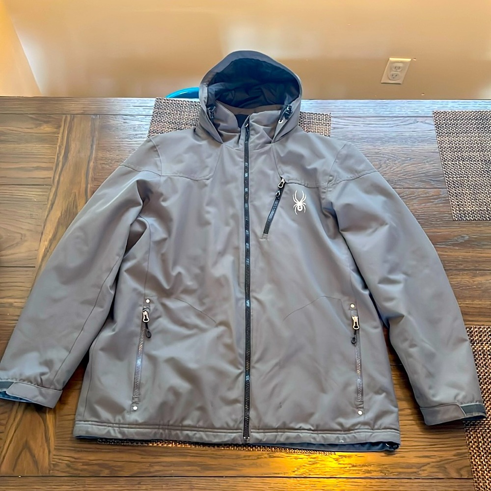 Spyder Ski/Snowboard Jacket - Warm thinsulate material. Fits true to size.